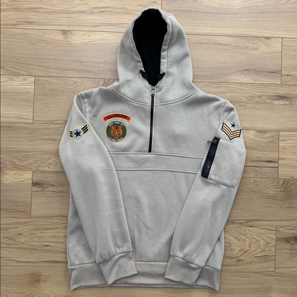 🏷NY Flying Tiger Crest 1/4 Zip Hoodie (Sz M)